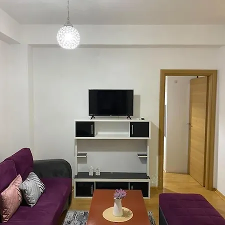 Apartment Silvi Apartments-aerodrom,